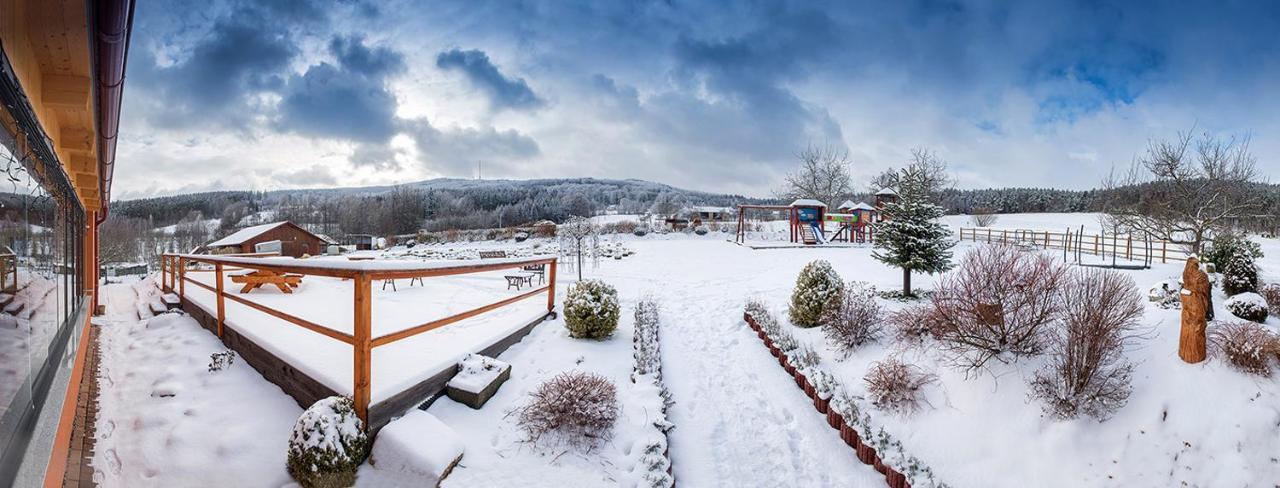 Hotel Penzion U Sevcu Holubov Zewnętrze zdjęcie