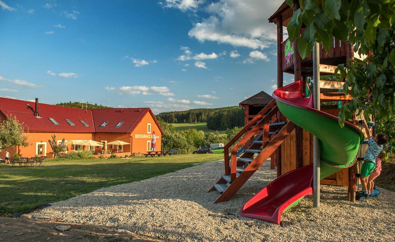 Hotel Penzion U Sevcu Holubov Zewnętrze zdjęcie